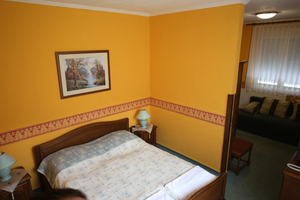 Fenyves Fogado Hotel Szurdokpuspoki Room photo